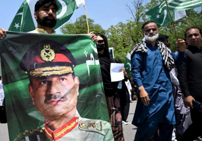 Парламент Пакистану може надати начальнику армії країни довічний юридичний імунітет