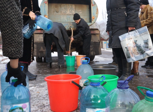 Луганску перекроют воду за долги