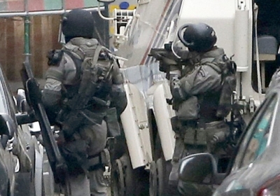 У Брюсселі після затримання підозрюваного в паризьких терактах прогриміли два вибухи
