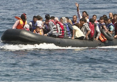Возле берегов Италии спасли сотни беженцев, прибывших из Египта
