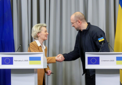 Три країни ЄС проти використання грошей від російських активів на закупівлю зброї для України – Politico
