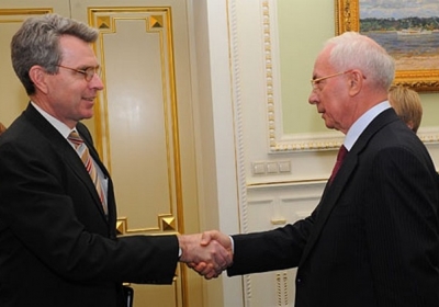 Посол США - Азарову: угода з ЄС збільшить американські інвестиції в Україну