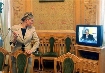 Президент проти прем'єра: як Ющенко відправляв у відставку Тимошенко