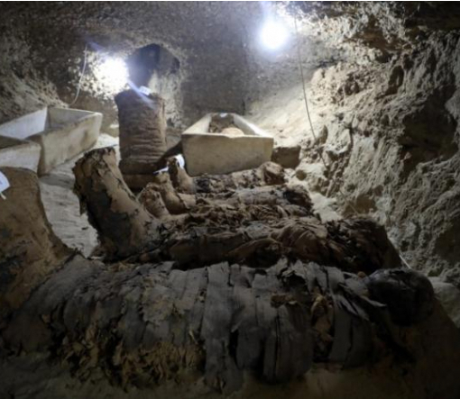 Археологи знайшли в Єгипті 17 древніх мумій, – ФОТО