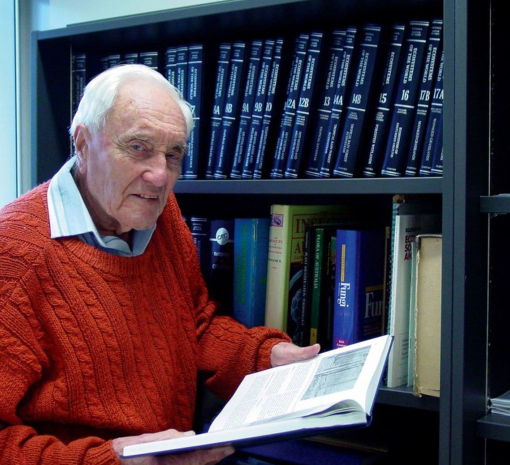 Старейший ученый Австралии полетит в Швейцарию на эвтаназию