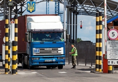 Украинские таможенники тормозят перевозки американских военных аптечек
