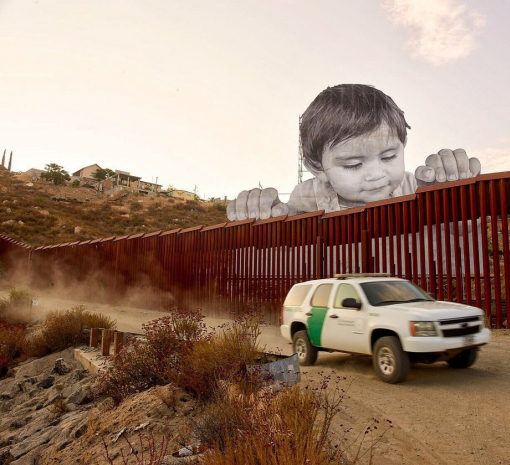 Огромный портрет ребенка появился на границе США и Мексики, - ФОТО