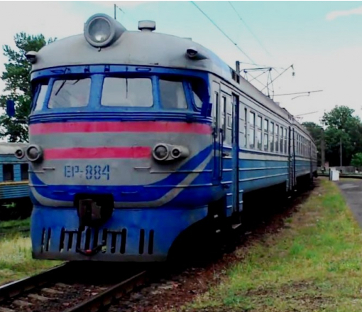 Декілька пасажирських поїздів спізнюються через крадіжку кабелів під Києвом