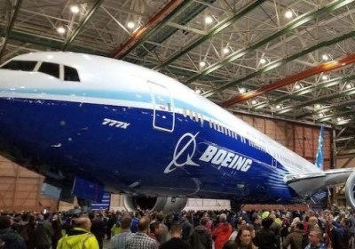Boeing отложил первый полет 777X