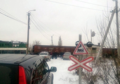 В Донецкой области автобус с пассажирами попал под поезд, есть пострадавшие