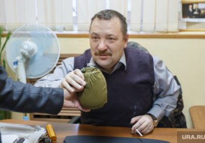 ГПУ повідомила про підозру російському генералові, який керував обстрілами на Луганщині