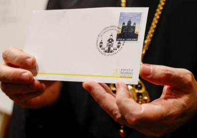 Ватикан випустив незвичну марку на підтримку українців