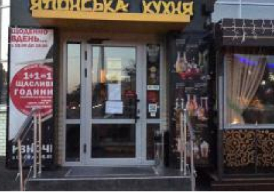У київському ресторані 16 людей отруїлися суші