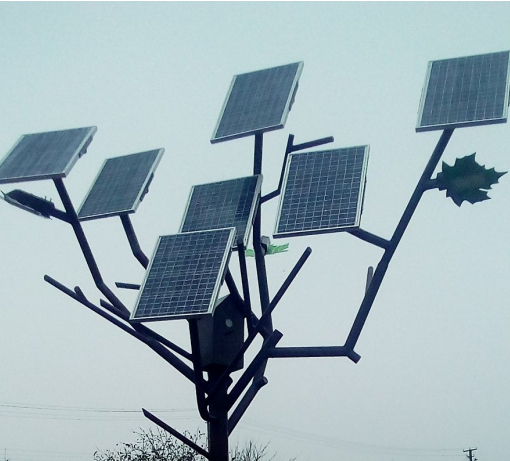 У селі під Черніговом встановили дерево із сонячних батарей, яке заряджає мобільні телефони