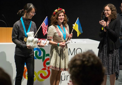 Школьница из Украины победила на Европейской математической олимпиаде для девушек