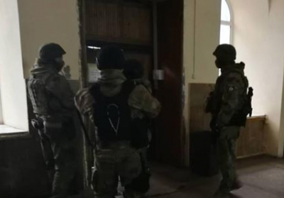 В оккупированном Крыму силовики ворвались в мечеть