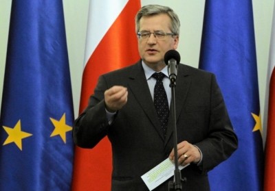 Коморовский решил провести в Польше общенациональный референдум