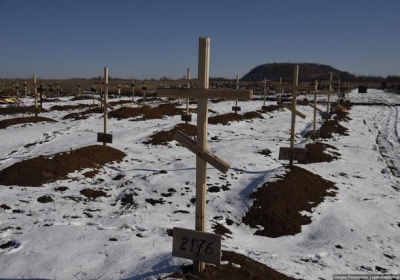 Фотограф опублікував фото величезного кладовища невпізнаних російських найманців в Донецьку
