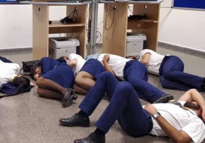 Ryanair уволила шестерых работников за 