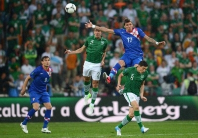 Хорватський нападаючий Марио Манджукич, матч Ірландія проти Хорватії. Фото: AFP