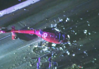 У США на дорогу впав медичний вертоліт