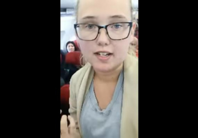 У Швеції студентка влаштувала протест в літаку, щоб врятувати афганця від депортації