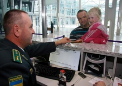 Четырем лицам отказали во въезде в страны ЕС без виз, - МИД