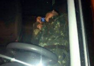 У Львові водій напідпитку заснув за кермом під час оформлення протоколу