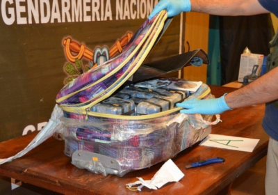 В российском посольстве в Аргентине нашли 389 килограммов кокаина