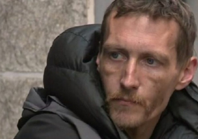 Бездомний, який виносив постраждалих зі стадіону в Манчестері, отримав статус 