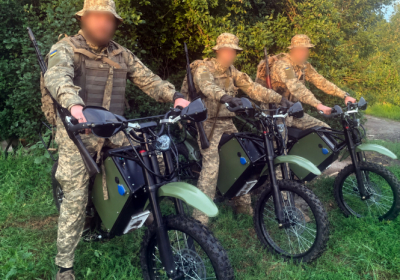 Від антидронових рушниць до електробайків: як Григорій Козловський допомагає 45-й ОАБр