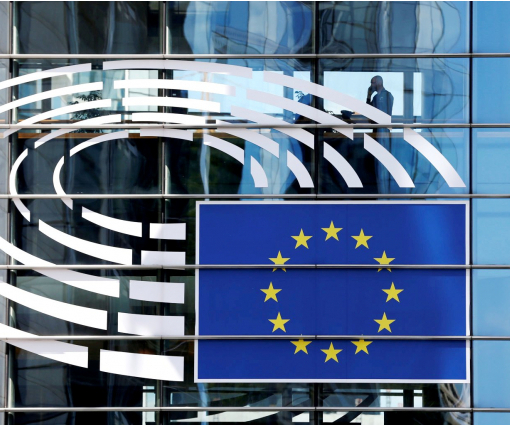 Європарламент проголосував за виділення €50 млрд Україні 