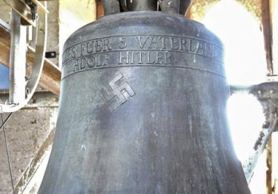 На церковь в Германии подали в суд из-за нацистских колоколов