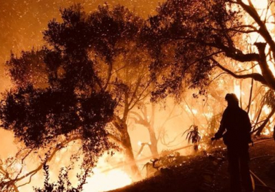 Каліфорнійська пожежа загрожує місту Санта-Барбара