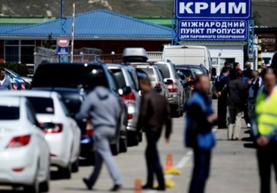 У Криму власників авто з українськими номерами будуть штрафувати