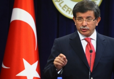 Туркам скасують візи в ЄС до кінця червня, - Давутоглу
