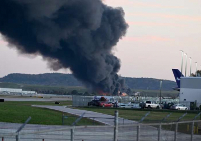 У США після злету розбився вантажний літак