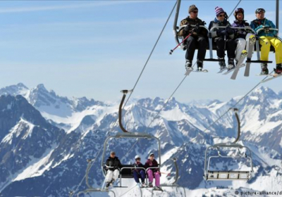 В Альпах врятували 150 осіб, які застрягли на канатній дорозі
