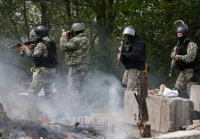 Уряд підвищив на 80% зарплату силовикам, які беруть участь у АТО на Донбасі