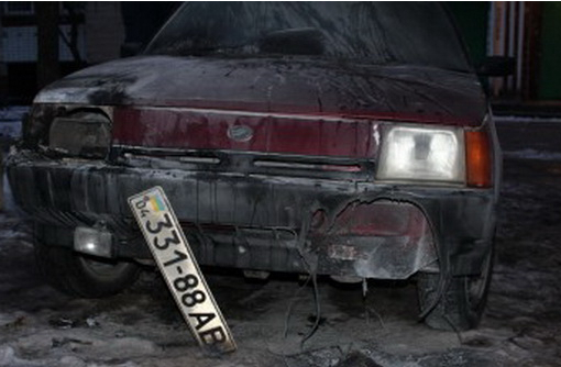 На Днепропетровщине журналисту сожгли авто