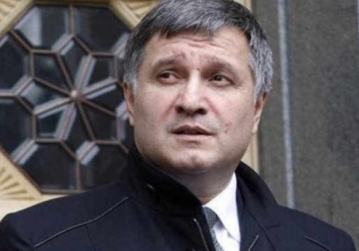 Аваков просить не провокувати силовий сценарій у Луганську і Донецьку