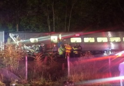 Поблизу Нью-Йорка пасажирський потяг зійшов з рейок: є жертви