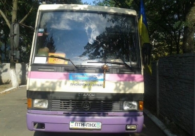 У Тернополі з автобуса випала жінка: водій дав їй тисячу гривень і поїхав