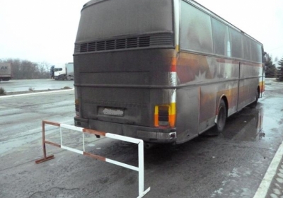 Неподалік від Харкова ДАІ затримала автобус з сепаратистами