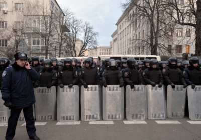 У міліції заявляють, що на мітингувальників у Києві і далі скаржаться