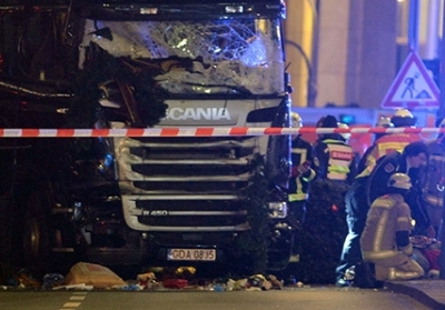 Поліція встановила особу водія, який врізався у натовп людей у Берліні
