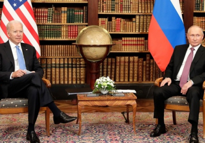 Байден подтвердил поддержку Украины во время встречи с Путиным