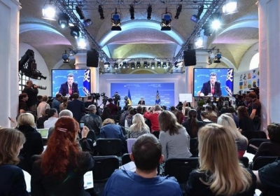 Порошенко рассказал журналистам, на каком этапе продажа его бизнеса, - видео 