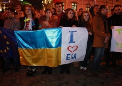 Понад 10 міст України мітингують проти згортання Угоди про асоціацію з ЄС