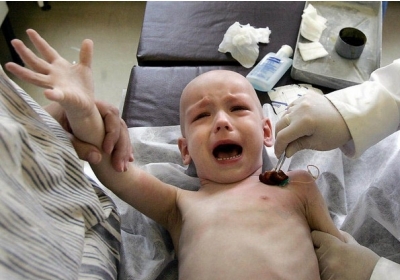 МОЗ затримує оплату лікування онкохворих дітей за кордоном